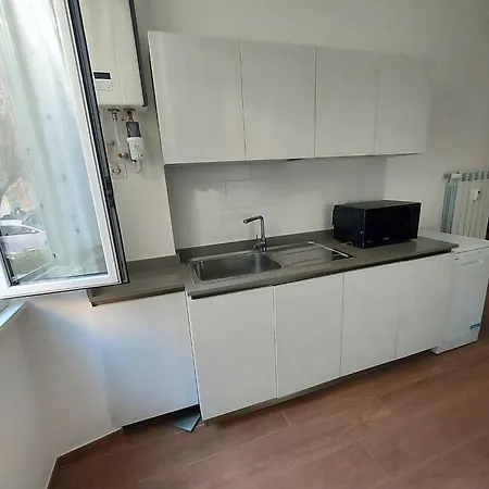 Carol House Piazza Bologna Apartamento *