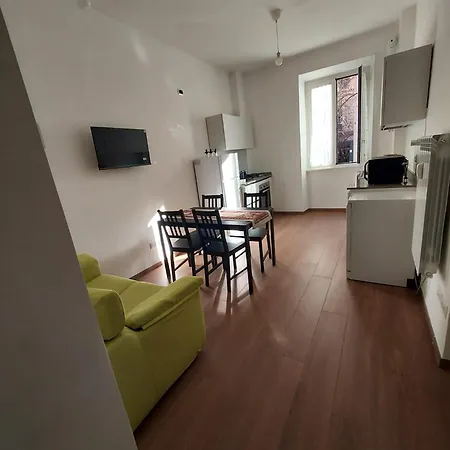 Carol House Piazza Bologna Apartamento *