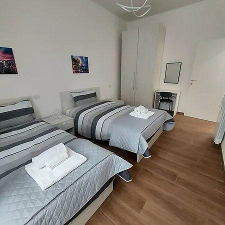 Carol House Piazza Bologna Roma