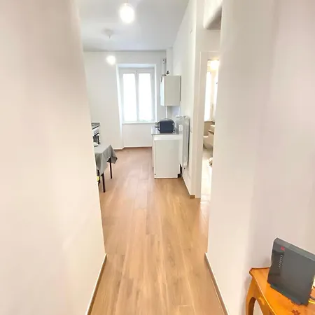 Carol House Piazza Bologna Apartamento *