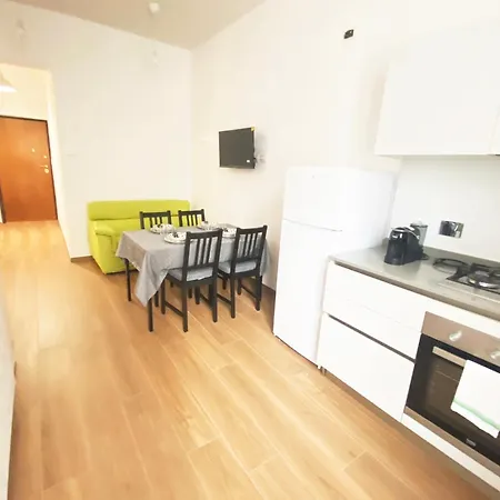Carol House Piazza Bologna Apartment Rome