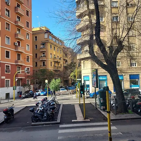 Apartment Carol House Piazza Bologna Rome