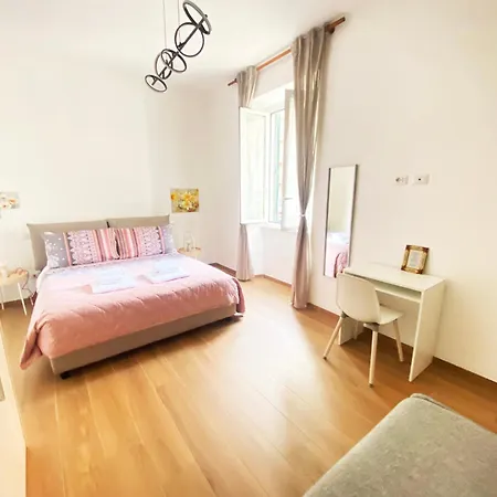 Carol House Piazza Bologna Apartment