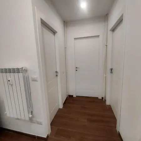 Carol House Piazza Bologna Apartment