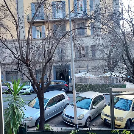 Carol House Piazza Bologna *