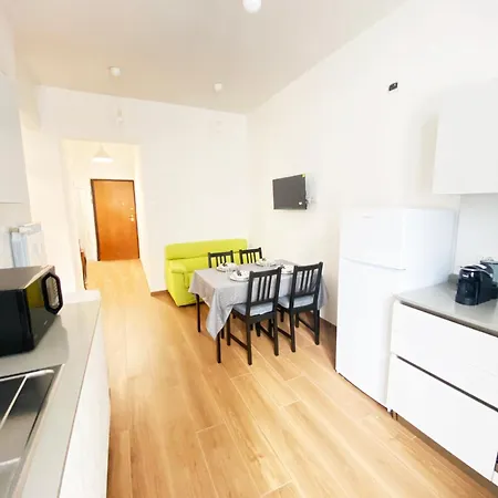 Apartment Carol House Piazza Bologna *